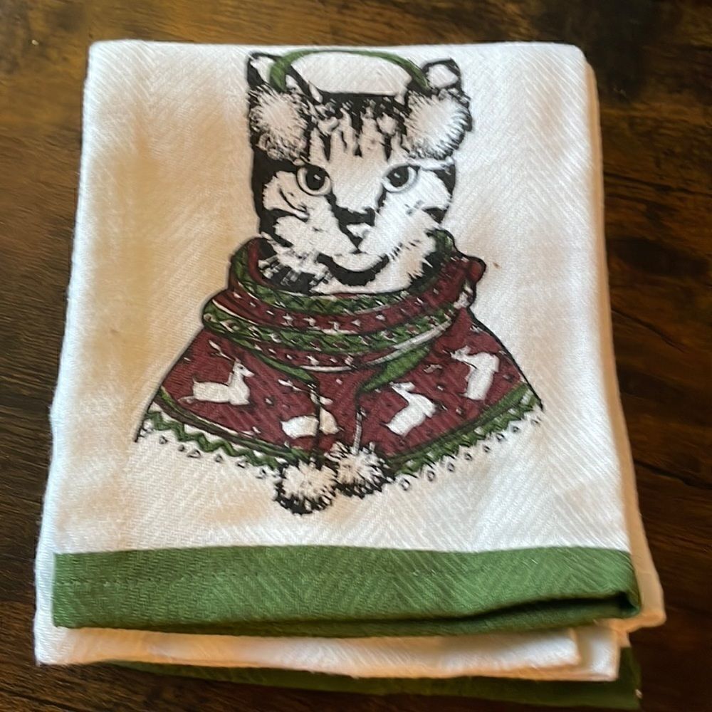 2 Cynthia Rowley New York Cat in Christmas Outfit NWT/ Adorable
